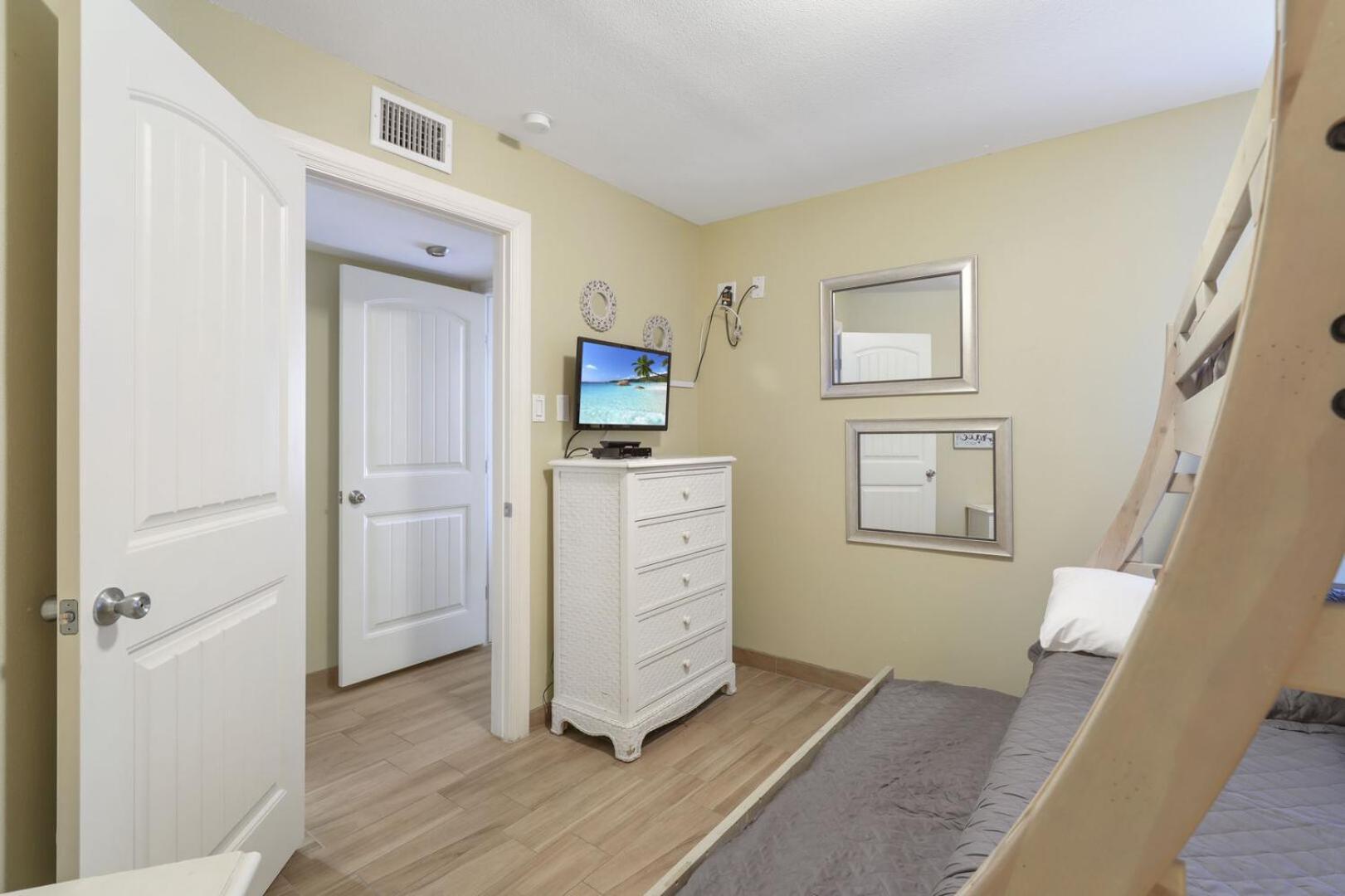 Ground Floor Beachfront Beauty! Steps To The Beach And Pool サウス・パドリー・アイランド 部屋 写真