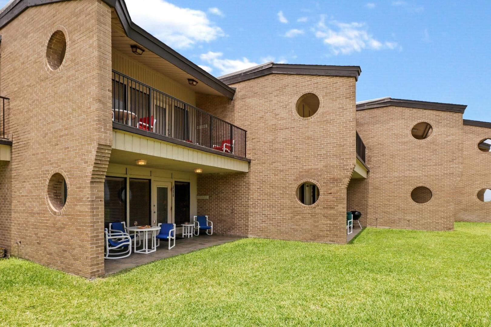 Ground Floor Beachfront Beauty! Steps To The Beach And Pool サウス・パドリー・アイランド 部屋 写真