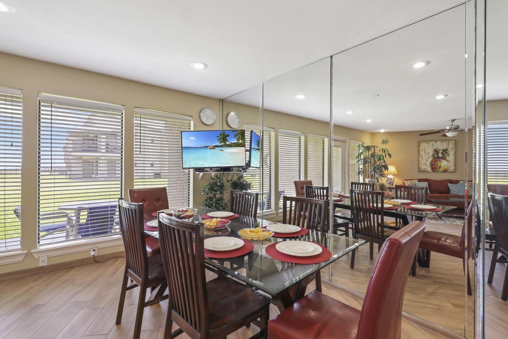 Ground Floor Beachfront Beauty! Steps To The Beach And Pool サウス・パドリー・アイランド 部屋 写真